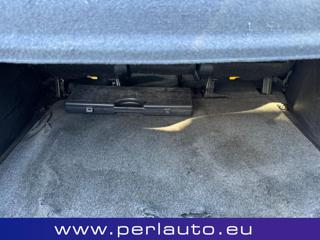 TOYOTA Yaris usata, con Sedile posteriore sdoppiato