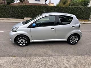TOYOTA Aygo usata, con Autoradio
