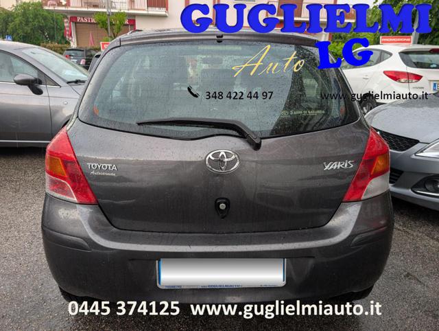 TOYOTA Yaris usata, con Volante multifunzione