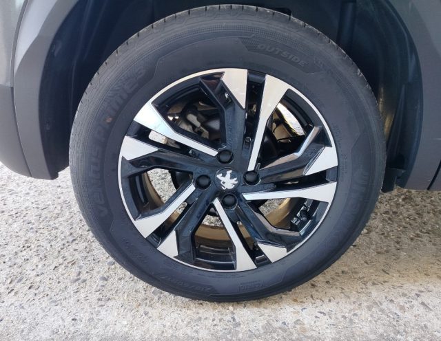 PEUGEOT 2008 usata, con Sensore di pioggia