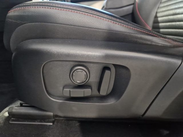 LAND ROVER Discovery Sport usata, con Touch screen