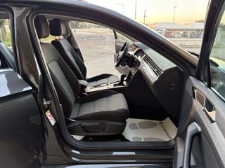 VOLKSWAGEN Passat Variant usata, con Cerchi in lega