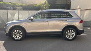 VOLKSWAGEN Tiguan usata, con Airbag laterali