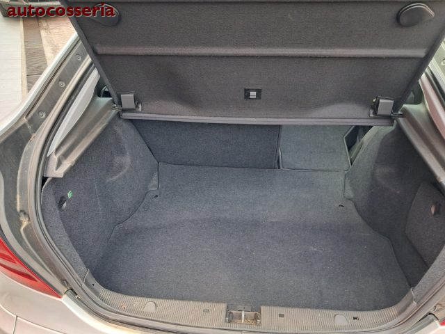 MERCEDES-BENZ C 230 usata, con Alzacristalli elettrici