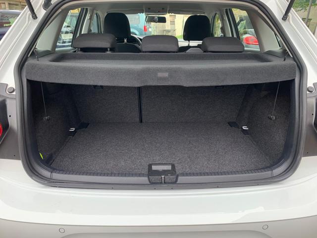 VOLKSWAGEN Polo usata, con USB