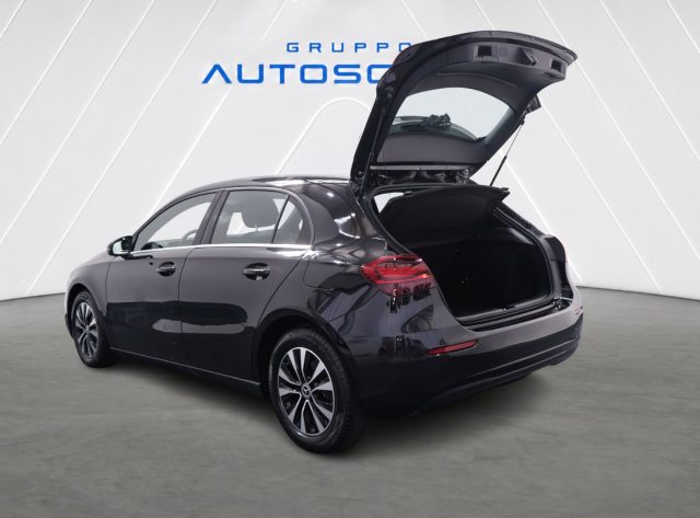 MERCEDES-BENZ A 180 usata, con Volante multifunzione