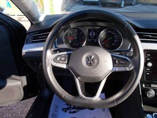 VOLKSWAGEN Passat Variant usata, con Chiusura centralizzata