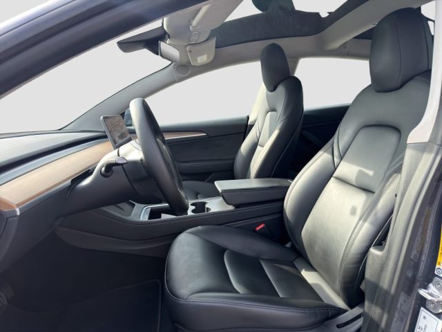 TESLA Model 3 usata 8