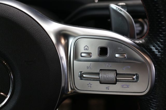 MERCEDES-BENZ A 35 AMG usata, con Telecamera per parcheggio assistito