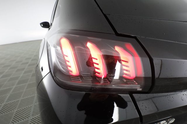 PEUGEOT 208 usata 9
