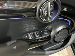 MINI Cooper usata, con USB