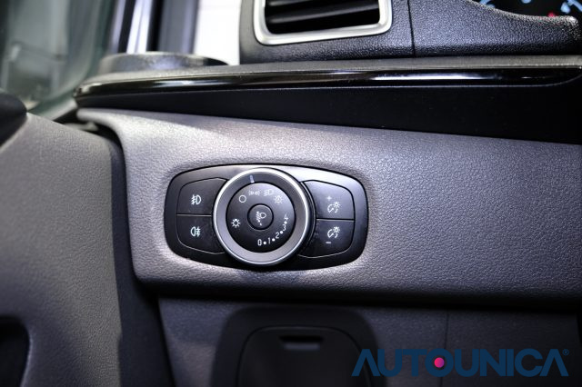 FORD Tourneo Custom usata, con Vetri oscurati