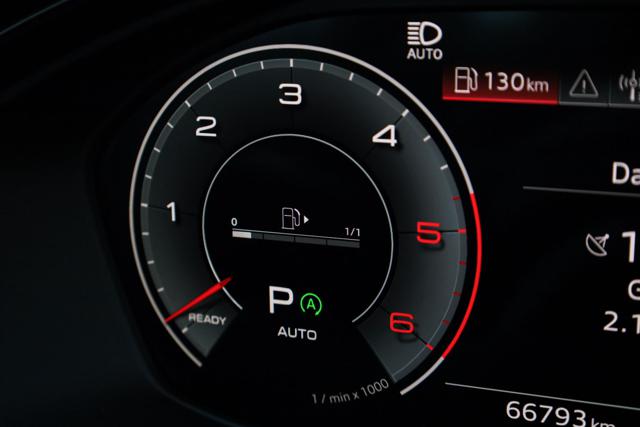 AUDI A4 usata, con Hill holder