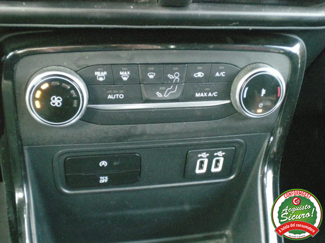 FORD EcoSport usata, con Autoradio digitale