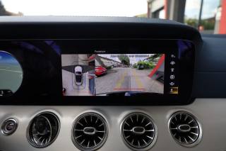 MERCEDES-BENZ E 220 usata, con Spoiler