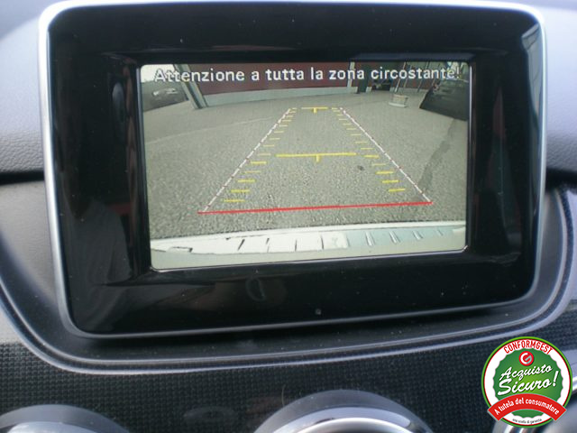 MERCEDES-BENZ B 180 usata, con Airbag testa