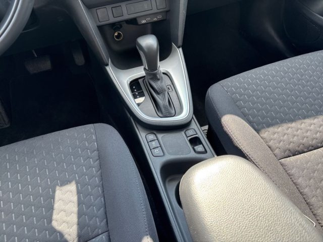 TOYOTA Yaris Cross usata, con Sensore di pioggia