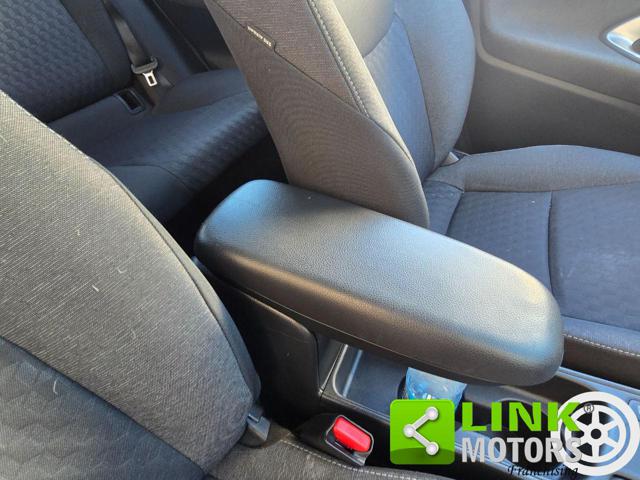 TOYOTA Yaris usata, con Vivavoce