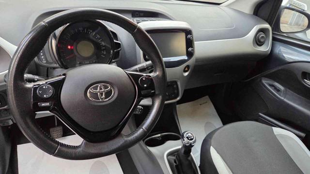 TOYOTA Aygo usata, con Chiusura centralizzata