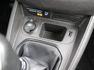 FORD Transit Courier usata, con Sensori di parcheggio posteriori