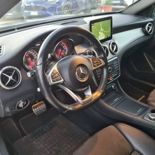 MERCEDES-BENZ GLA 200 usata, con Sistema di navigazione