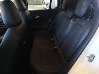 JEEP Avenger usata, con Autoradio