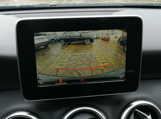 MERCEDES-BENZ A 180 usata, con Lettore CD