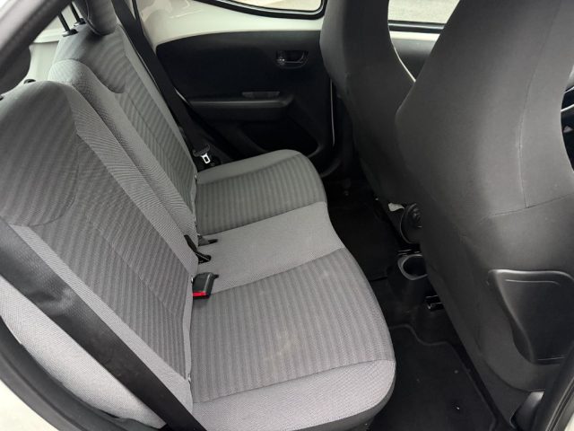 TOYOTA Aygo usata 13