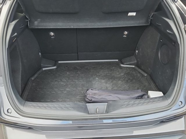 TOYOTA C-HR usata, con Climatizzatore