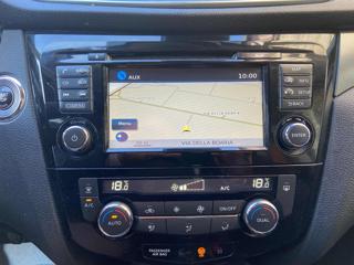 NISSAN Qashqai usata, con Controllo automatico clima