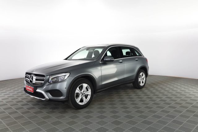 MERCEDES-BENZ GLC 220 usata 6