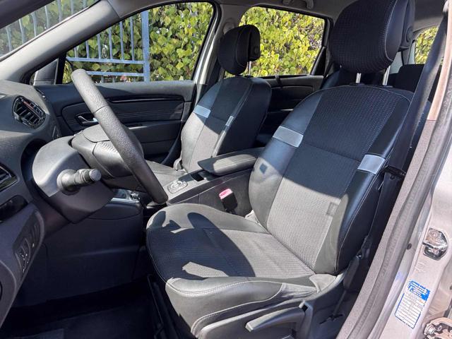 RENAULT Scenic usata, con Fendinebbia