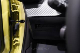 PEUGEOT 208 usata, con Sistema di navigazione