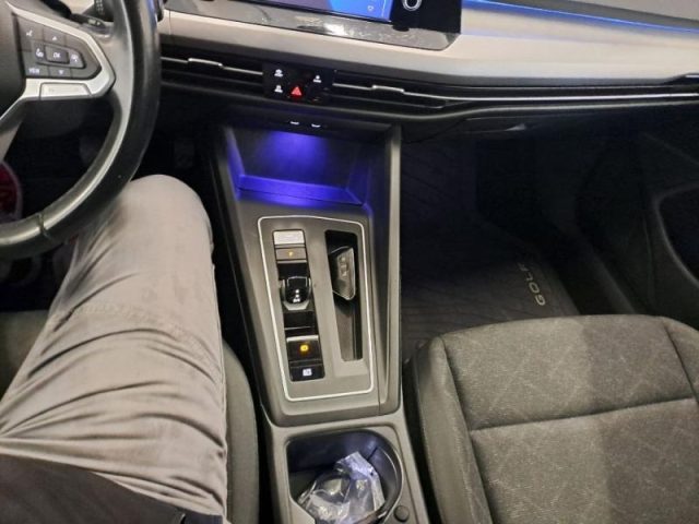 VOLKSWAGEN Golf usata, con Controllo trazione
