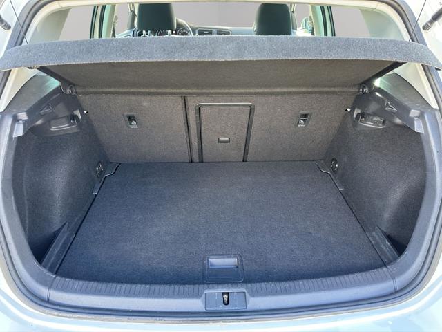 VOLKSWAGEN Golf usata, con ESP