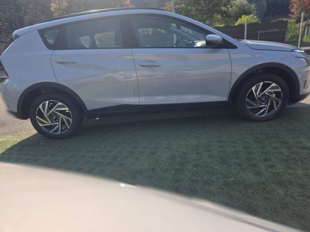 HYUNDAI Bayon usata, con Autoradio