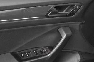 VOLKSWAGEN T-Roc usata, con Fendinebbia