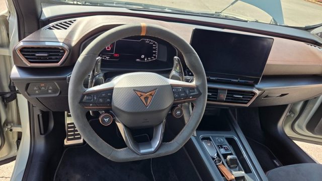 CUPRA Formentor usata, con USB