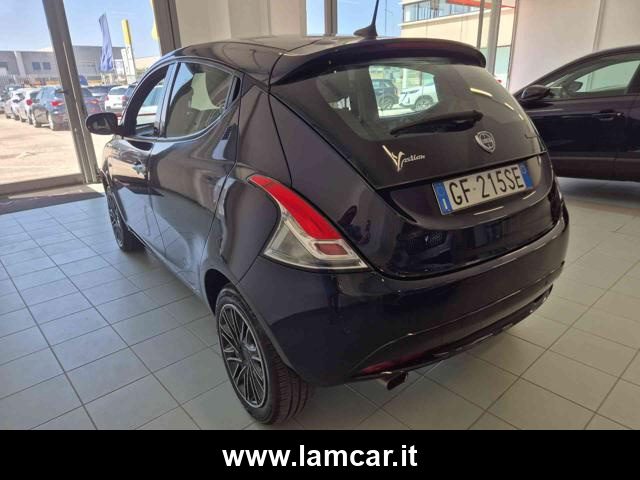 LANCIA Ypsilon usata, con Controllo trazione
