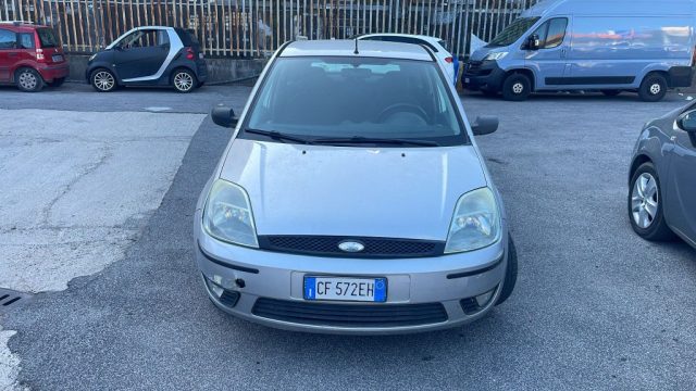 FORD Fiesta usata, con ABS