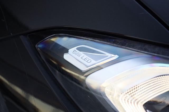 BMW 320 usata, con Schermo multifunzione interamente digitale