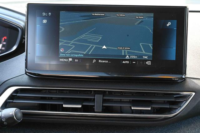 PEUGEOT 3008 usata, con USB
