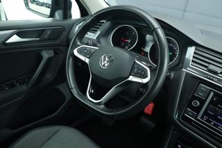 VOLKSWAGEN Tiguan usata, con Specchietti laterali elettrici