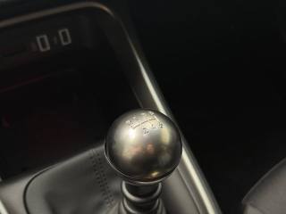 JEEP Avenger usata, con Volante in pelle