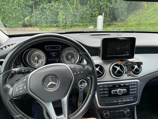 MERCEDES-BENZ GLA 200 usata, con Autoradio