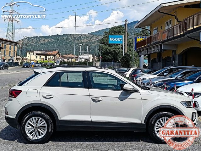 VOLKSWAGEN T-Roc usata, con Autoradio