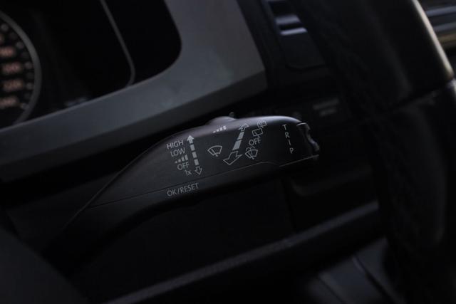 VOLKSWAGEN Multivan usata, con Sensori di parcheggio posteriori