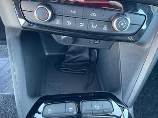 OPEL Corsa usata, con Climatizzatore