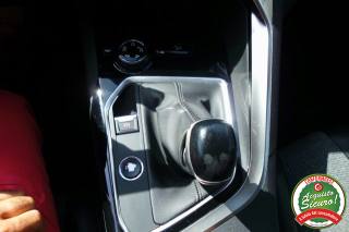 PEUGEOT 3008 usata, con Touch screen