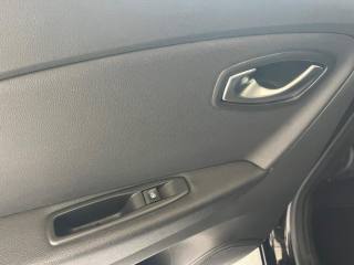 RENAULT Captur usata, con Sensori di parcheggio posteriori
